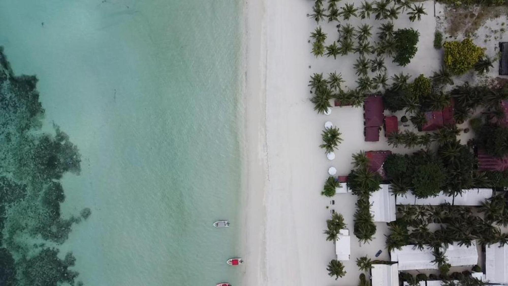 Beach Placid Resort Powered By Cocotel Ocoy Екстер'єр фото