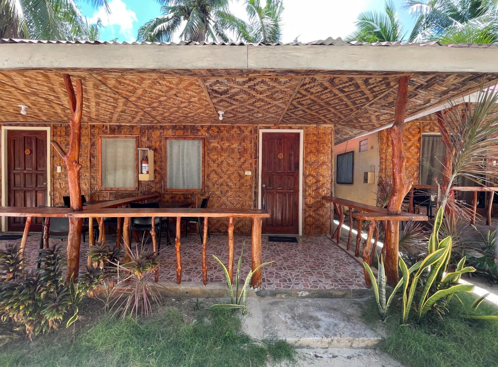 Beach Placid Resort Powered By Cocotel Ocoy Екстер'єр фото